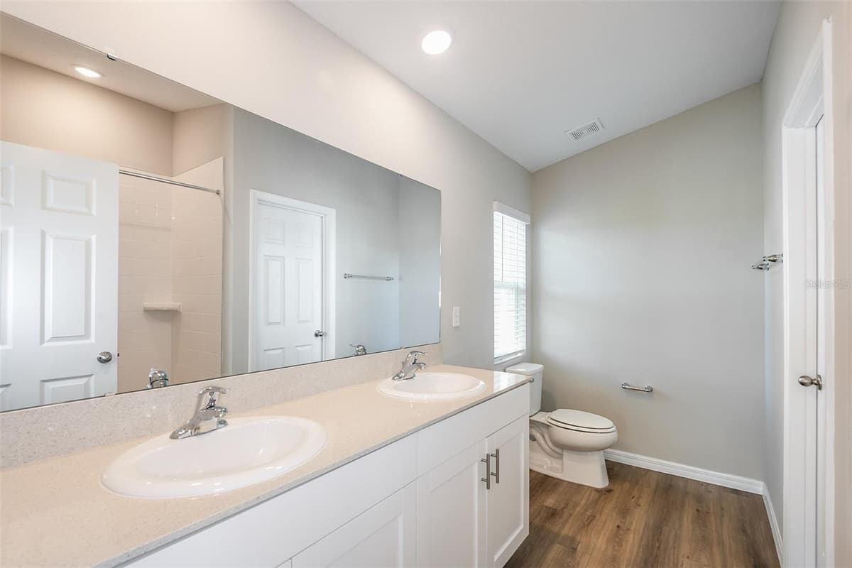 1751 VANILLA STREET — photo 7 of 27
