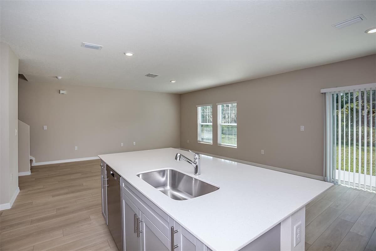 1743 VANILLA STREET — photo 12 of 31