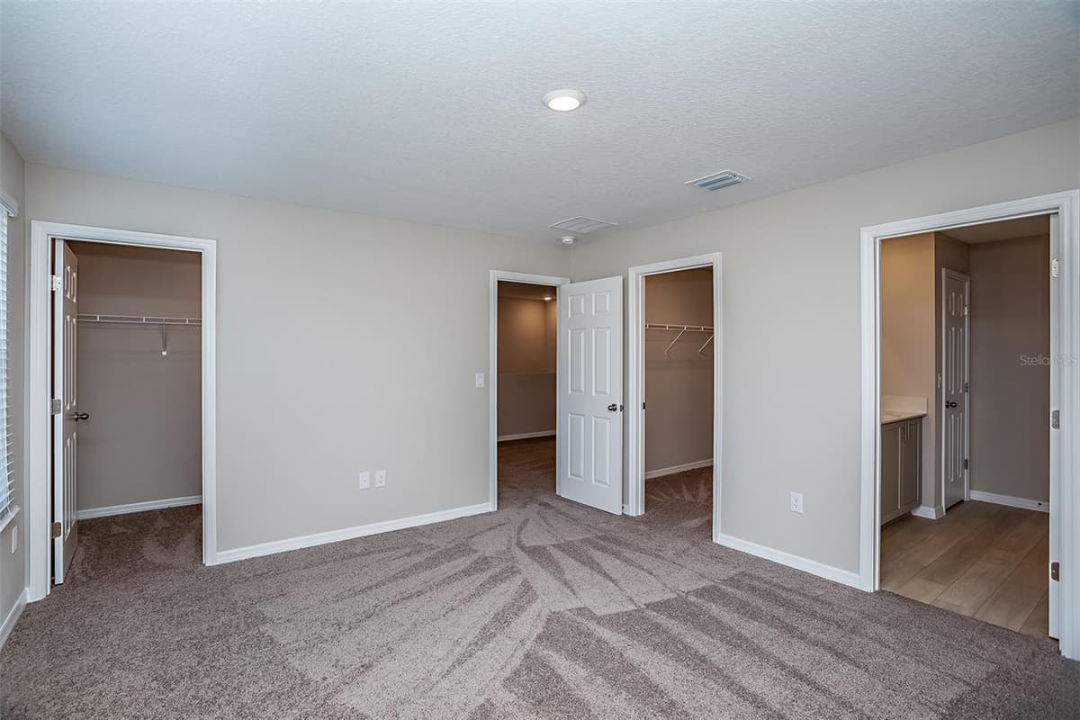 1743 VANILLA STREET — photo 5 of 31