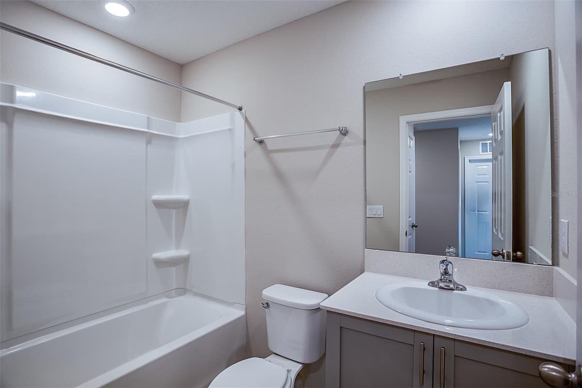 1743 VANILLA STREET — photo 18 of 31