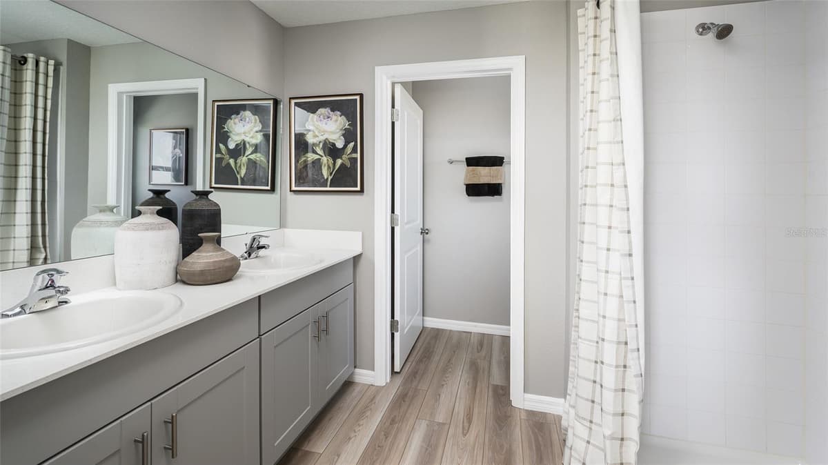 4523 WYNNSTONE DRIVE — photo 7 of 22