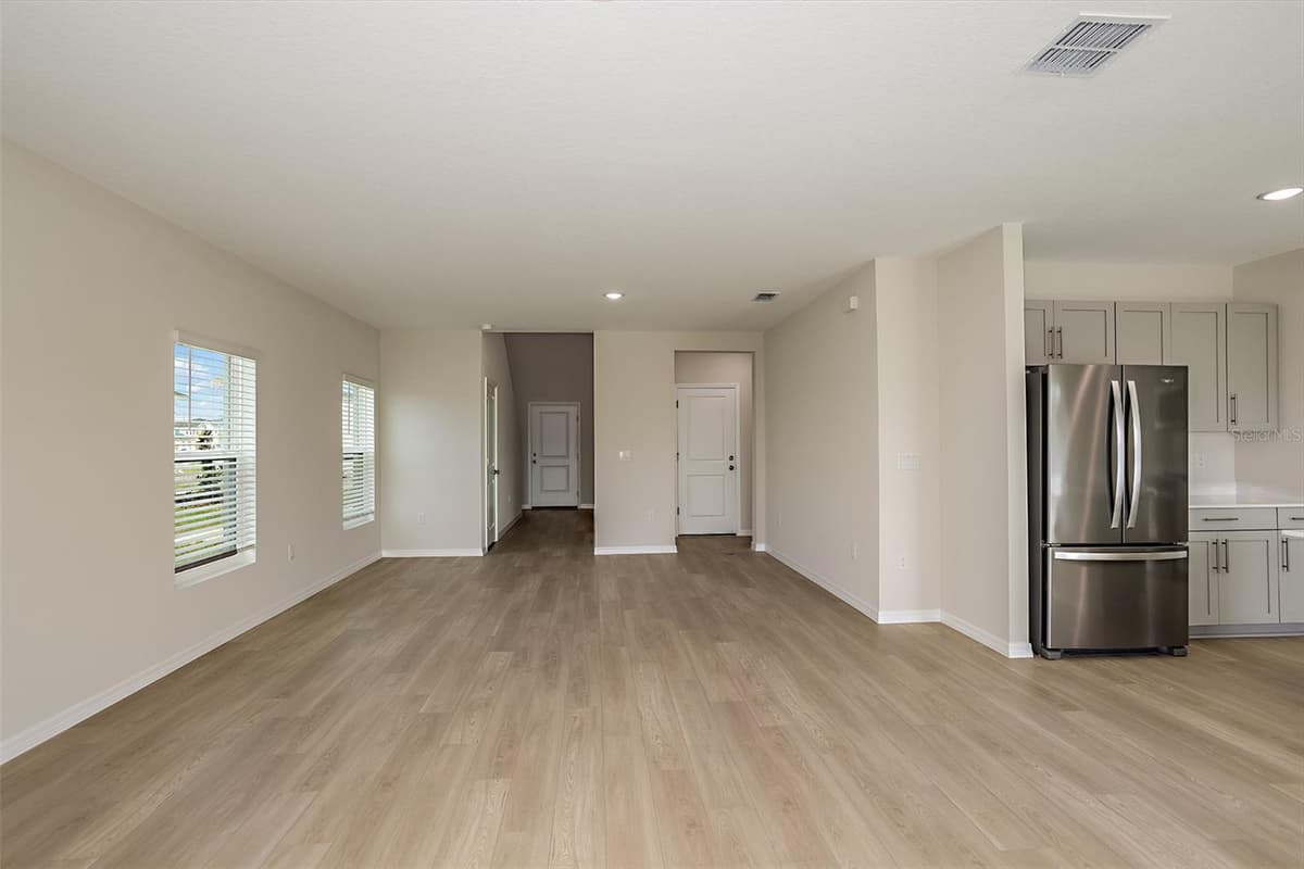 4527 WYNNSTONE DRIVE — photo 13 of 29
