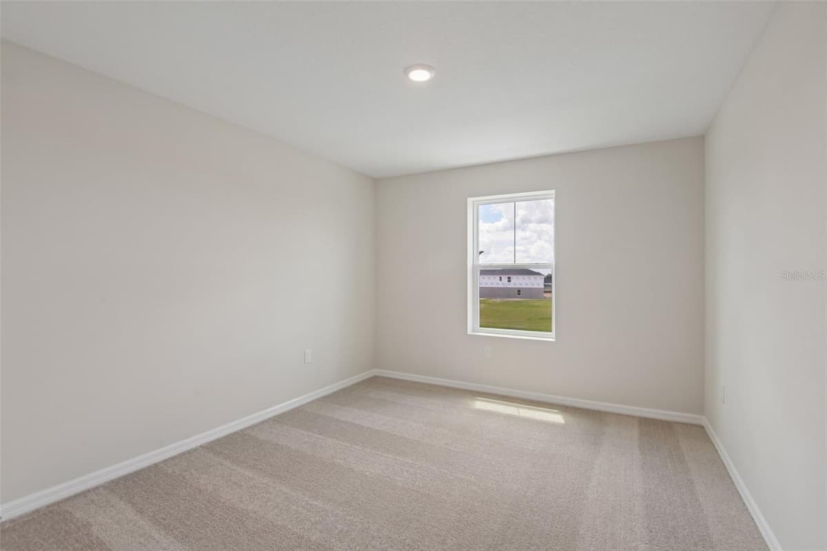 4192 RIVER BEACON BOULEVARD — photo 27 of 36