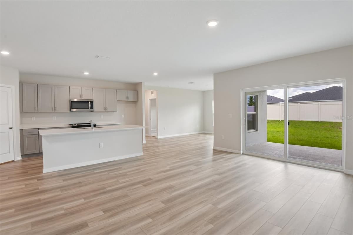 4192 RIVER BEACON BOULEVARD — photo 16 of 36