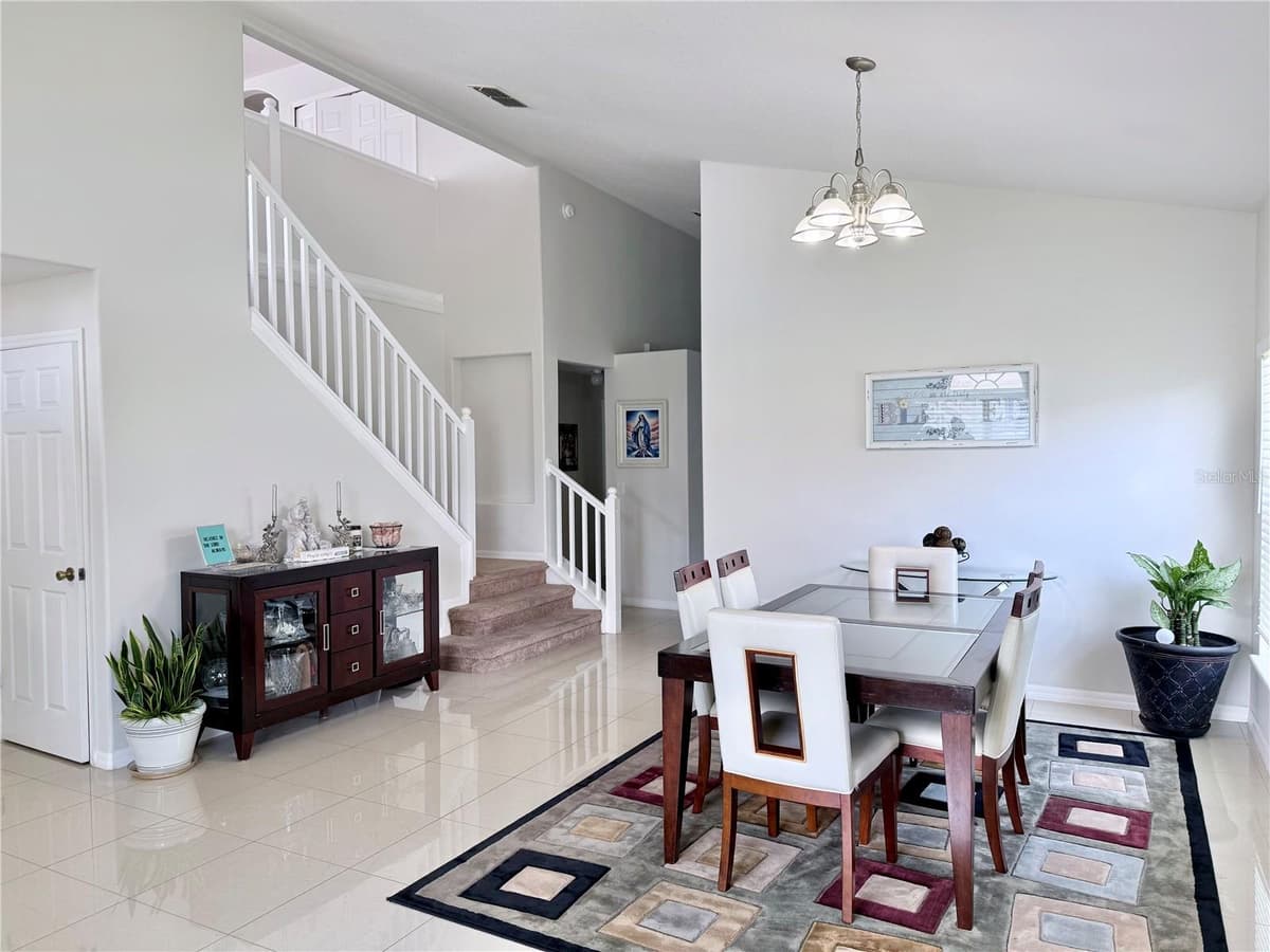 142 BRIGHTVIEW DRIVE — photo 3 of 17