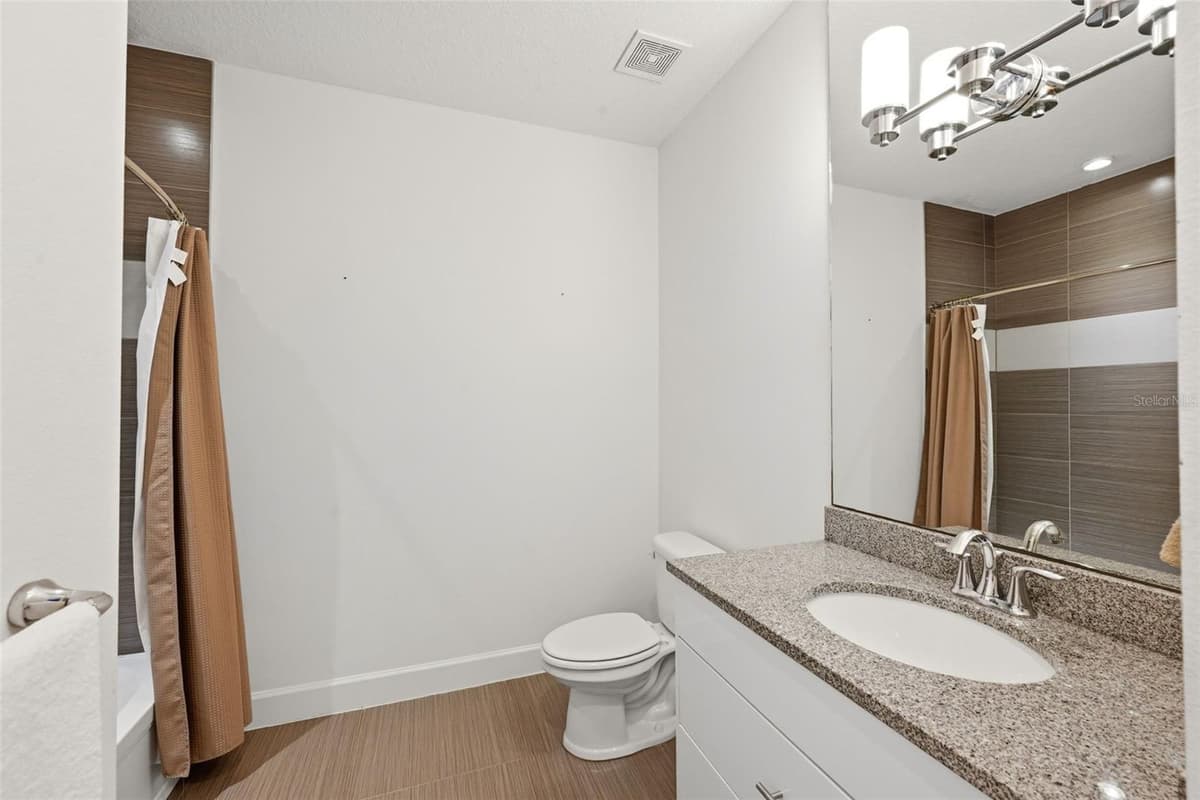 17530 PLACIDITY AVENUE — photo 32 of 53
