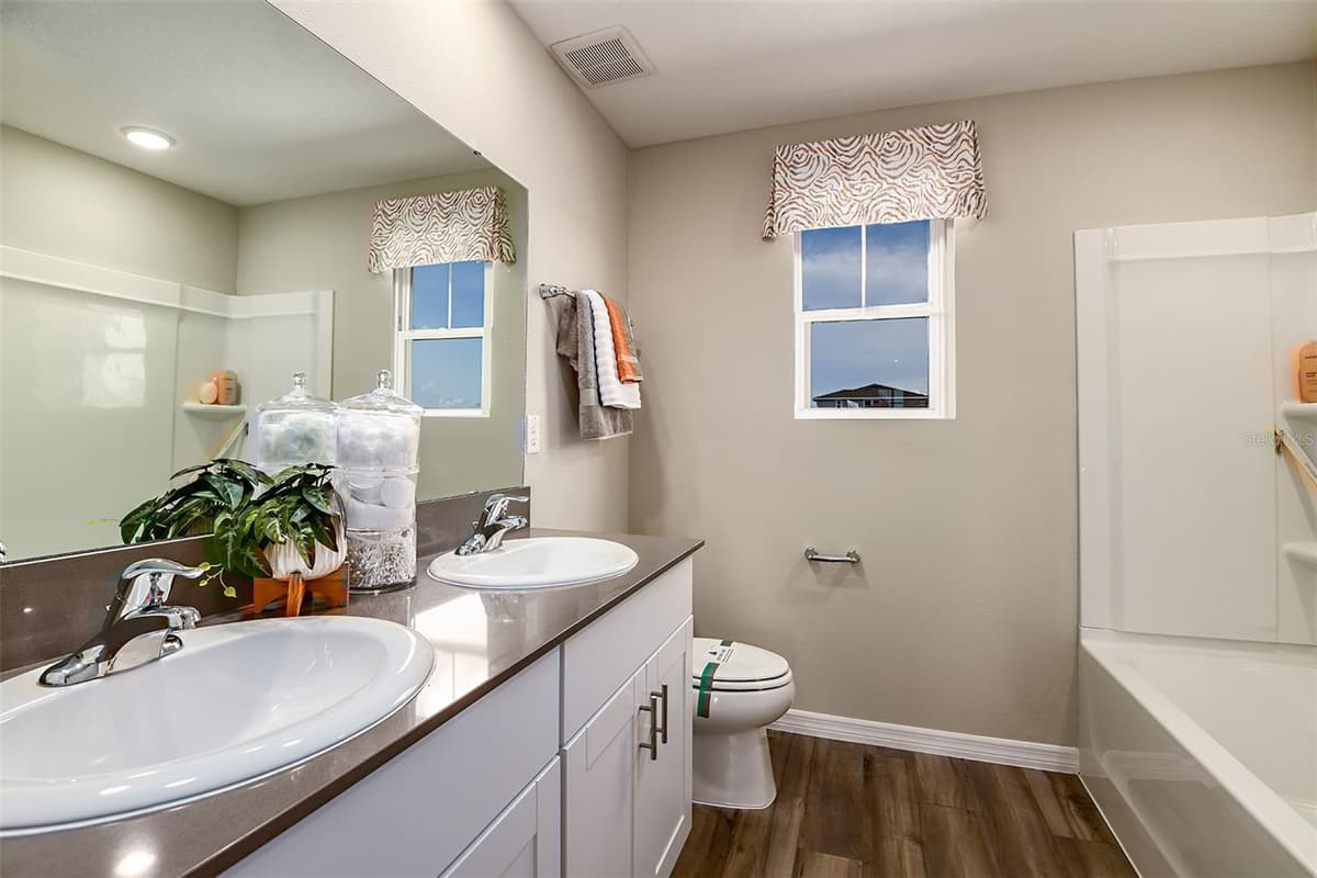 4337 RIVERBEND BOULEVARD — photo 5 of 24