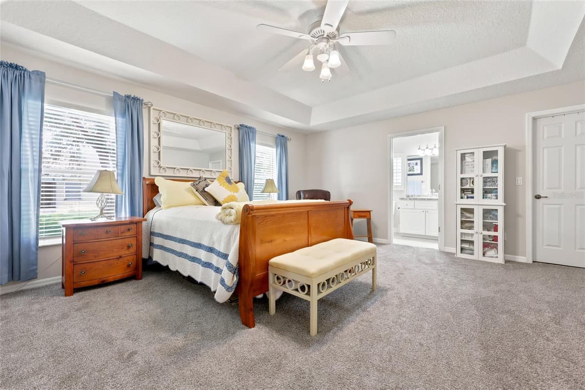 8708 60TH CIRCLE — photo 13 of 35