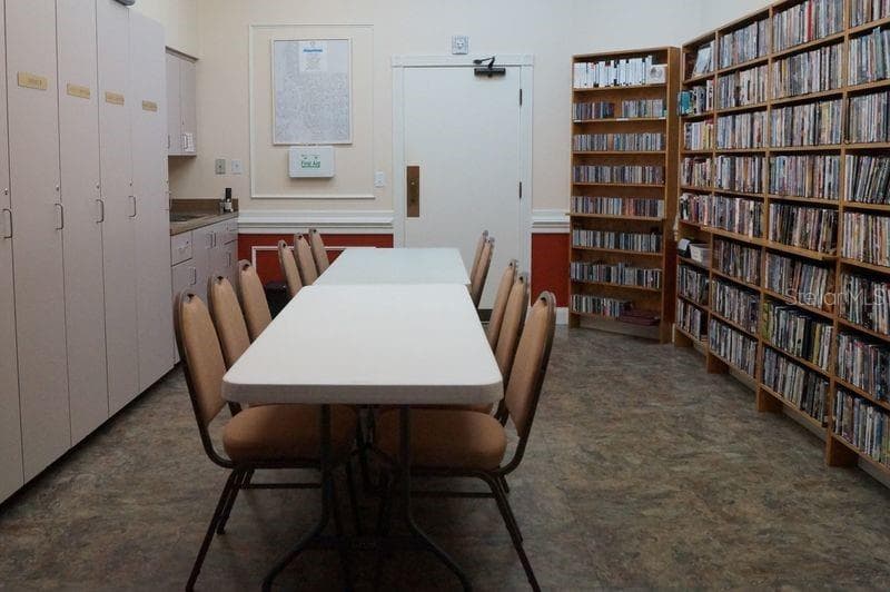 8708 60TH CIRCLE — photo 34 of 35