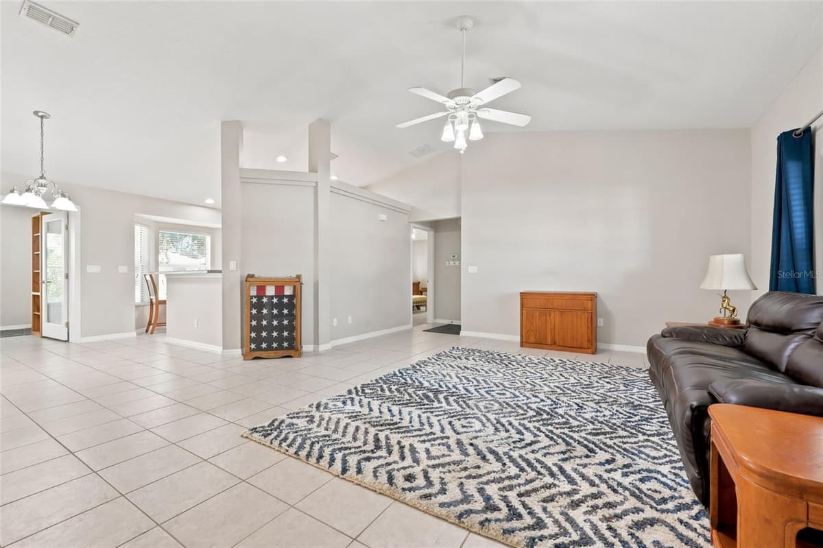 8708 60TH CIRCLE — photo 4 of 35