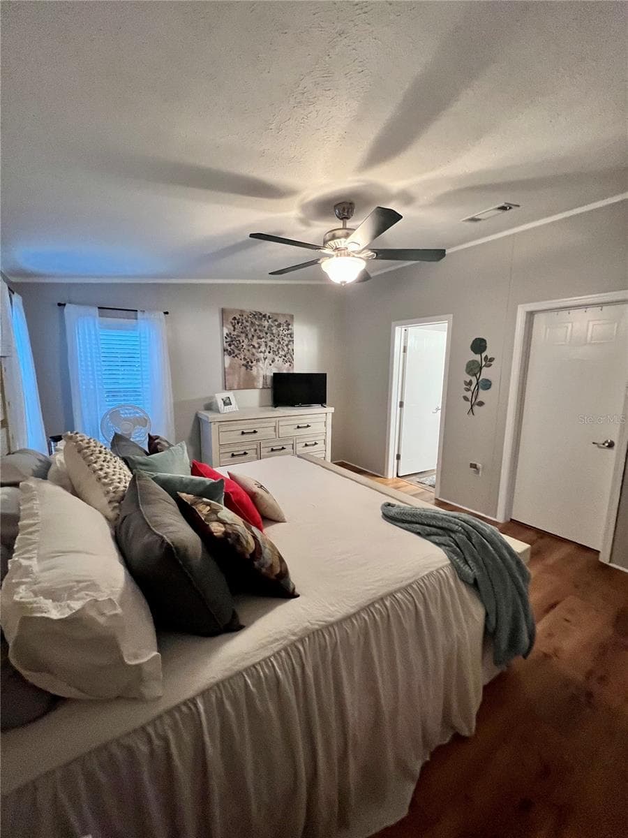 16120 BROOKRIDGE BOULEVARD — photo 13 of 43