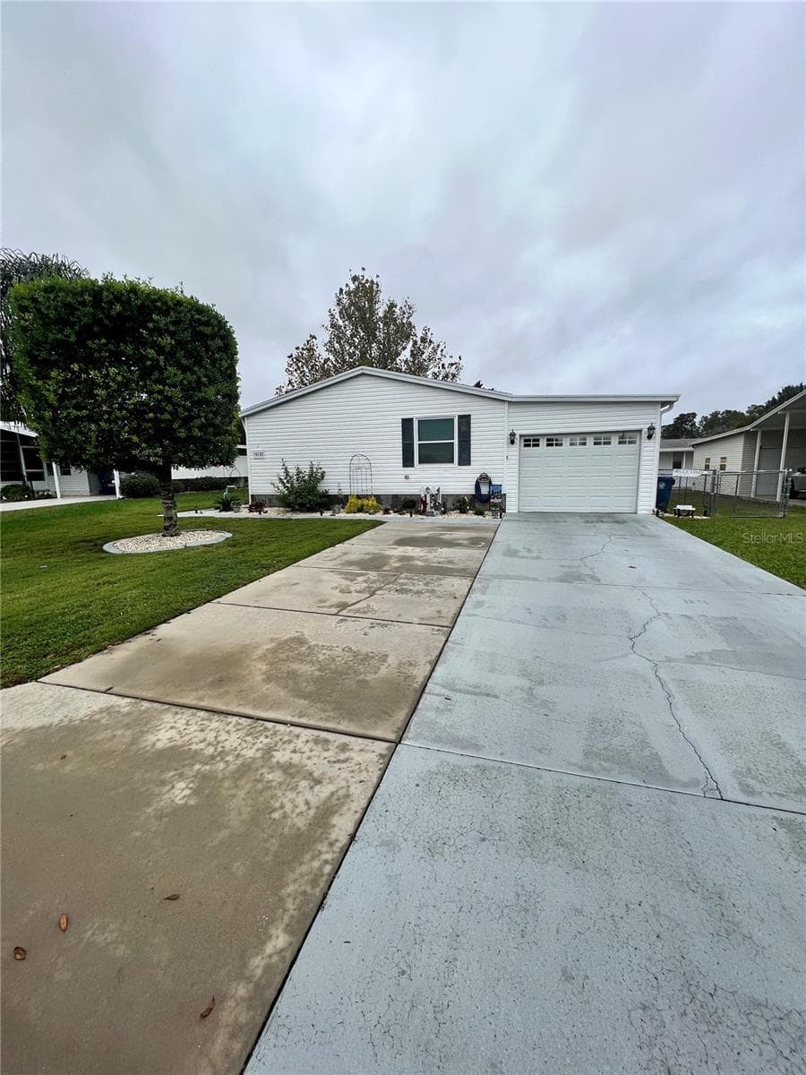 16120 BROOKRIDGE BOULEVARD — photo 39 of 43