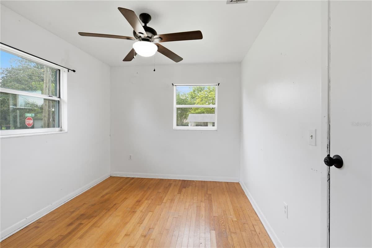 5307 108TH STREET — photo 13 of 23