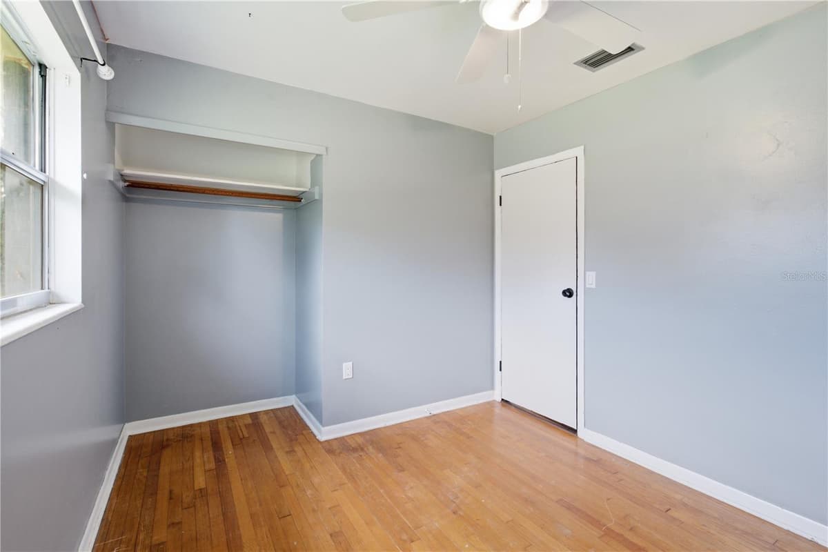 5307 108TH STREET — photo 10 of 23