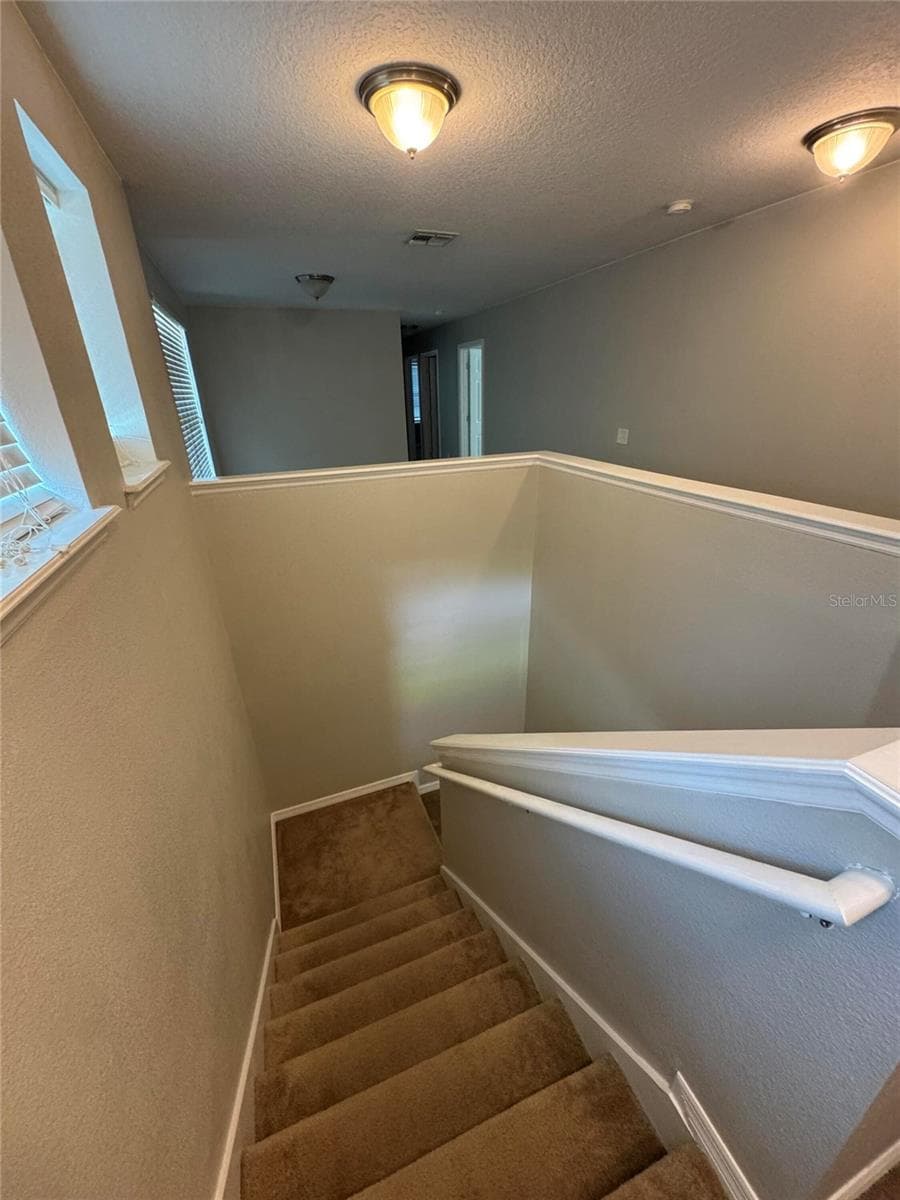 11938 SILVERLAKE PARK DRIVE — photo 10 of 45