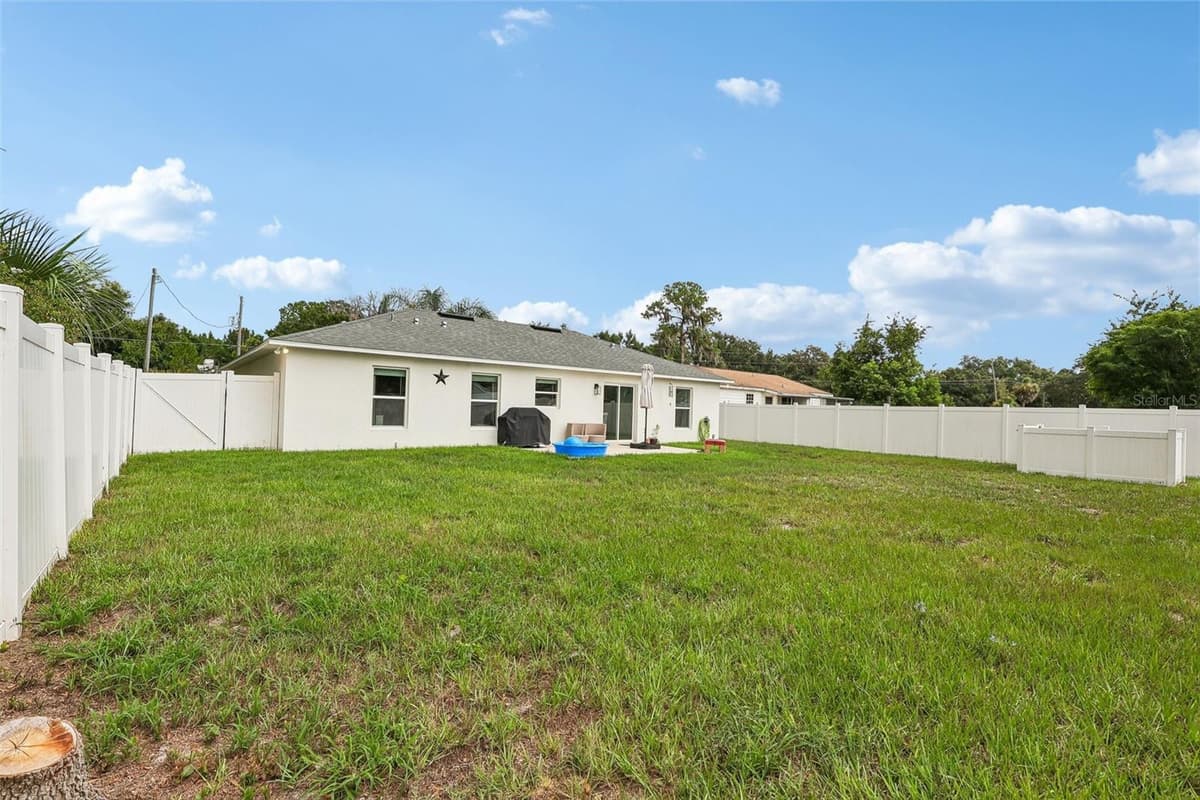 12020 VIRGINIA DRIVE — photo 34 of 35