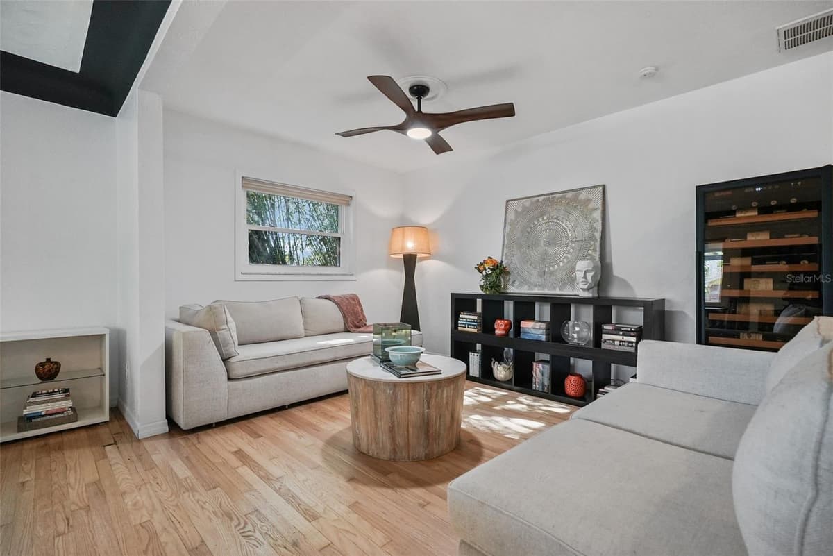 3027 BURLINGTON AVENUE — photo 7 of 53