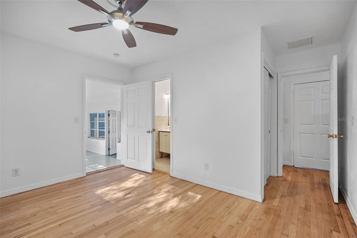 3027 BURLINGTON AVENUE — photo 18 of 53