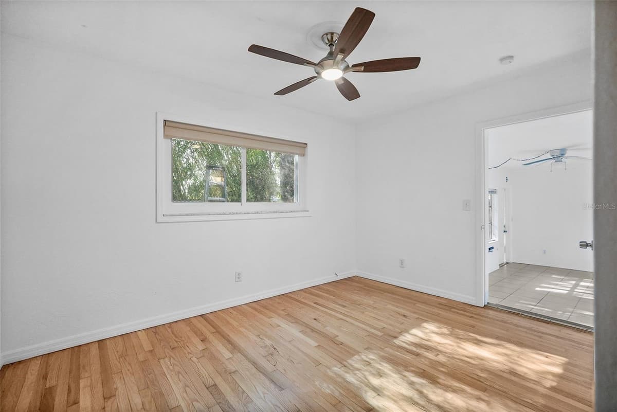 3027 BURLINGTON AVENUE — photo 17 of 53