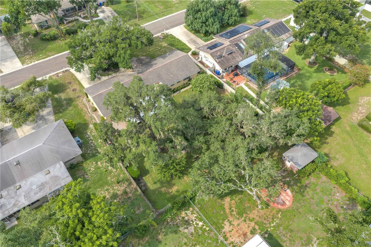 110 ASHBROOK DRIVE — photo 37 of 39