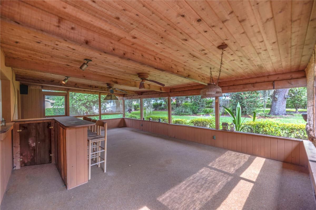 110 ASHBROOK DRIVE — photo 14 of 39