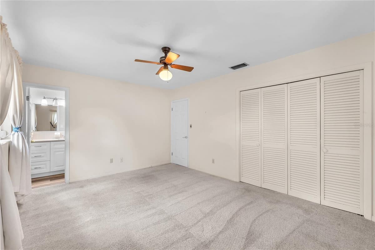 110 ASHBROOK DRIVE — photo 28 of 39