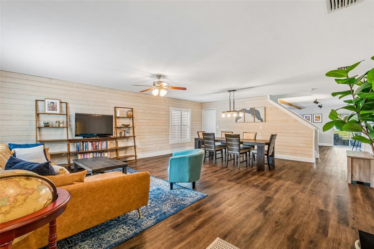 13715 TRAMORE DRIVE — photo 3 of 93