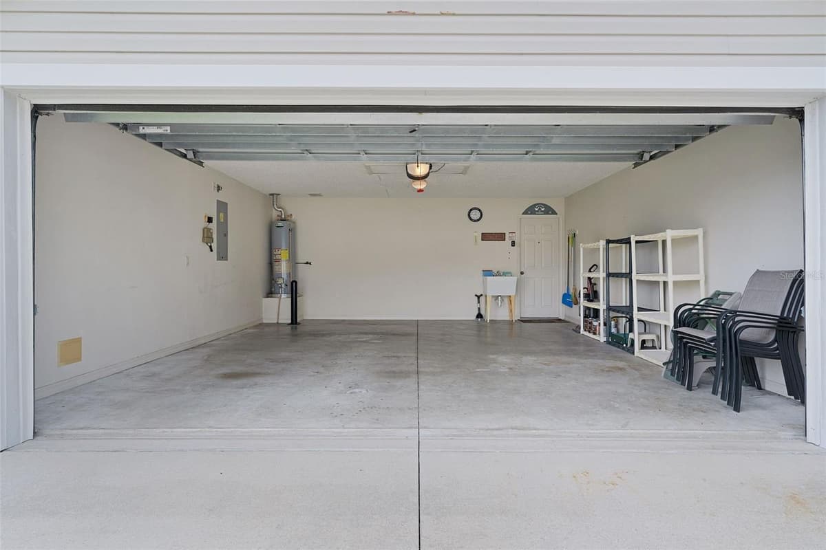 3324 CANDLEBROOK STREET — photo 19 of 23
