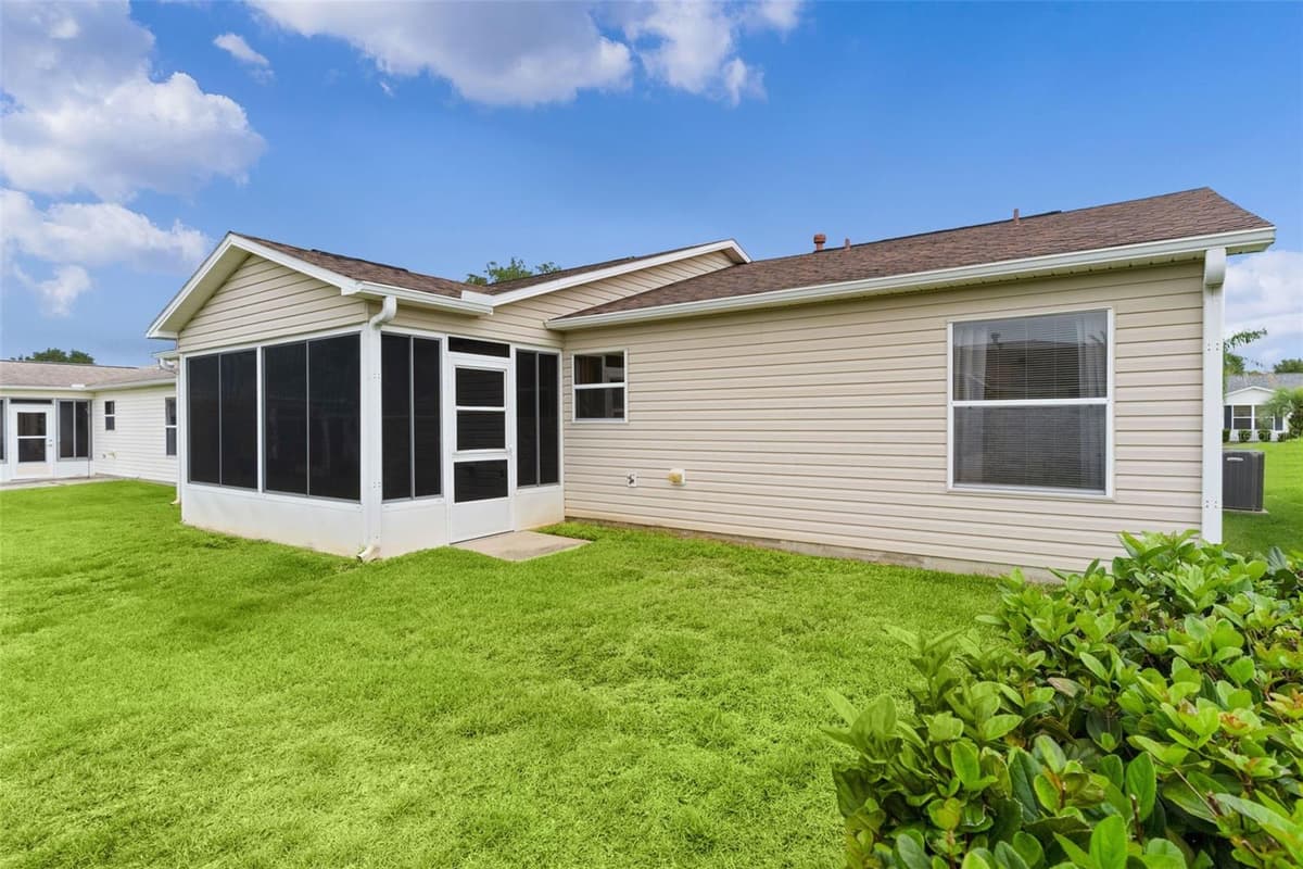 3324 CANDLEBROOK STREET — photo 10 of 23