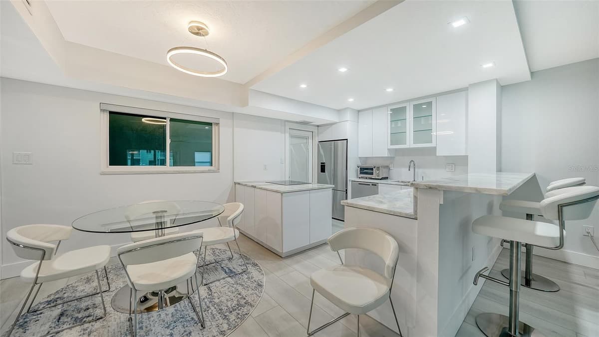 1150 TARPON CENTER DRIVE — photo 8 of 56