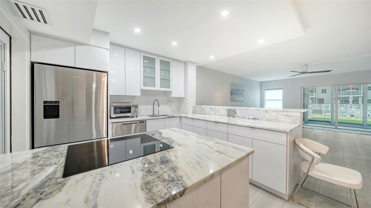 1150 TARPON CENTER DRIVE — photo 5 of 56