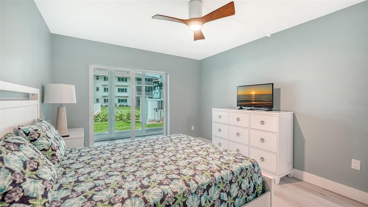 1150 TARPON CENTER DRIVE — photo 25 of 56
