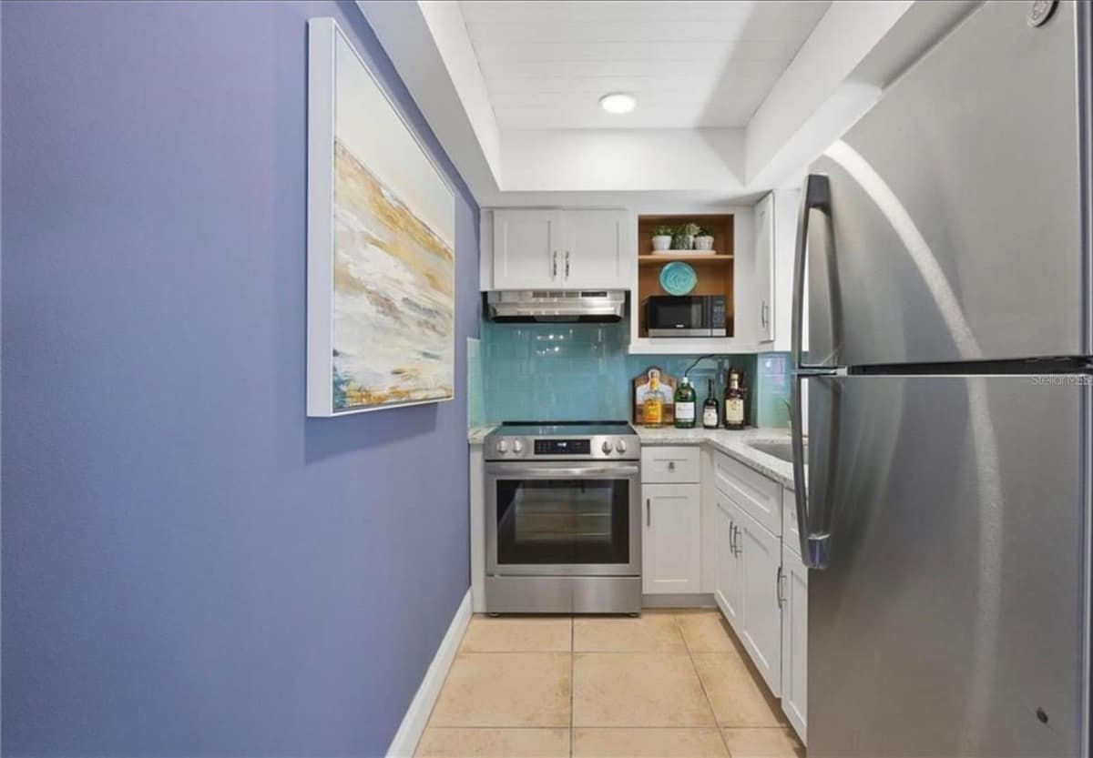 1150 TARPON CENTER DRIVE — photo 40 of 56