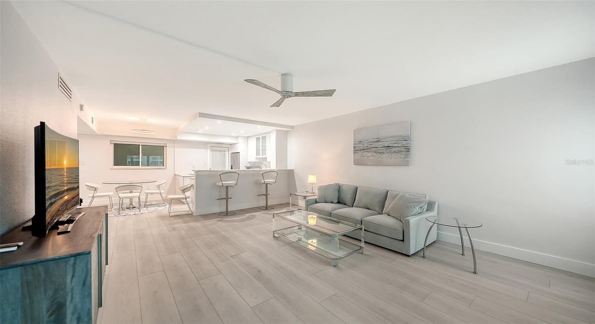 1150 TARPON CENTER DRIVE — photo 17 of 56