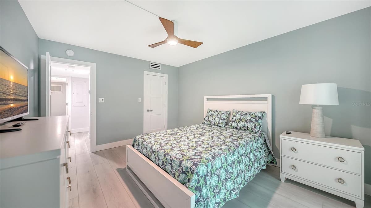 1150 TARPON CENTER DRIVE — photo 26 of 56