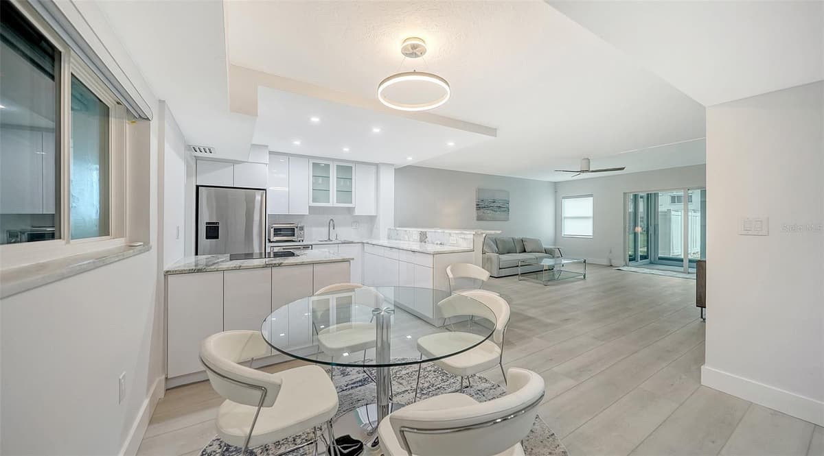 1150 TARPON CENTER DRIVE — photo 3 of 56