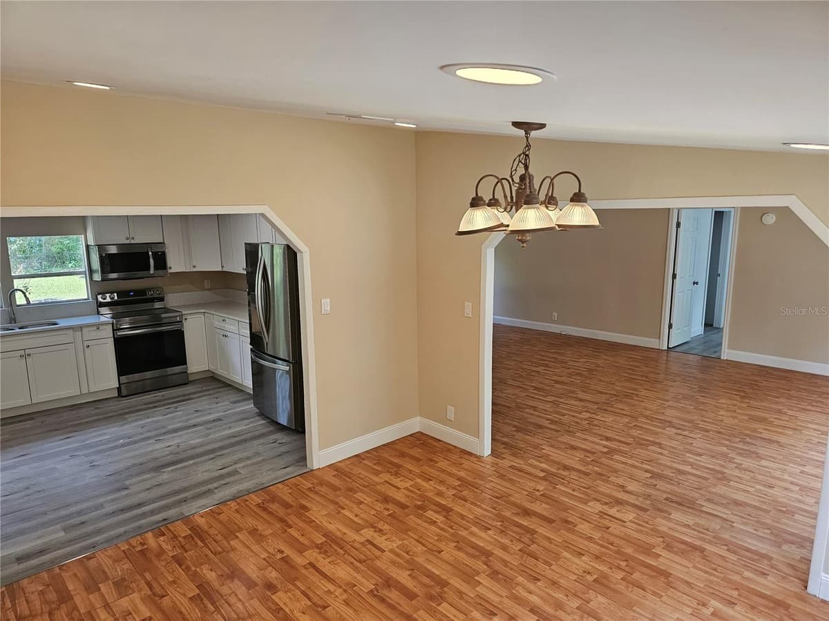 38510 COUNTY ROAD 439 — photo 11 of 27
