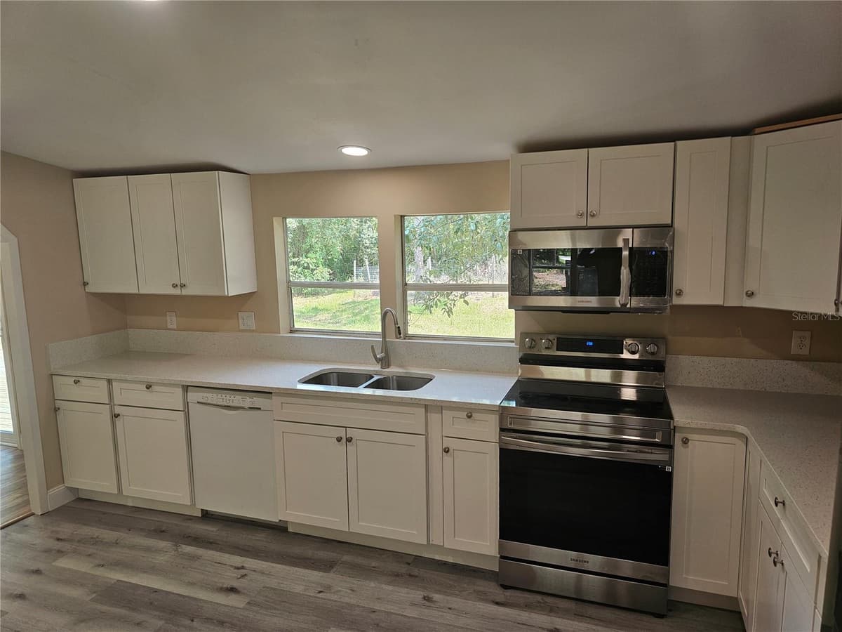 38510 COUNTY ROAD 439 — photo 14 of 27