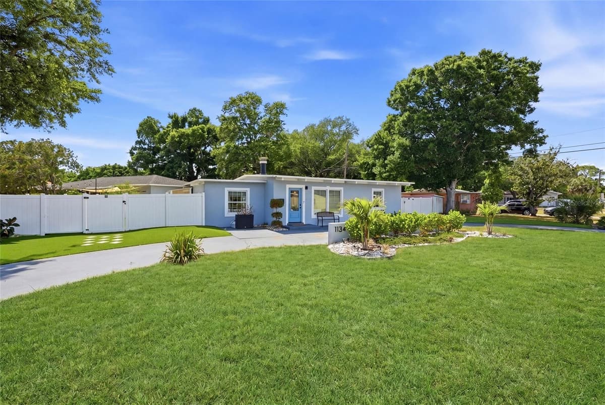 1143 MEADOWLAWN DRIVE — photo 42 of 47