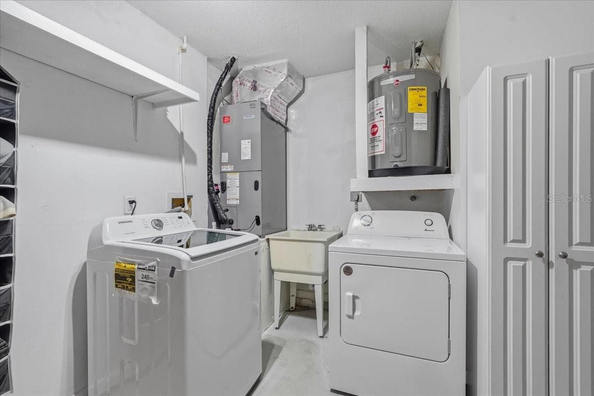 11602 WHITE ASH DRIVE — photo 43 of 58