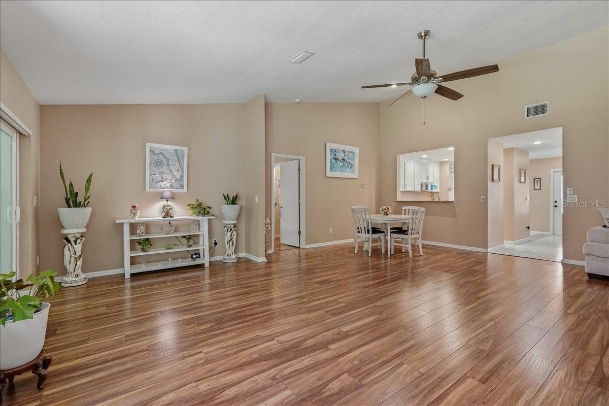 11602 WHITE ASH DRIVE — photo 17 of 58