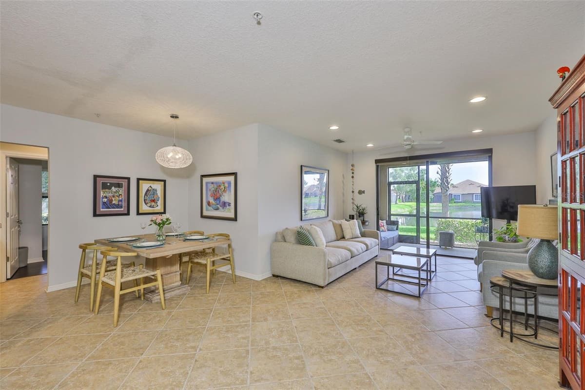 7344 SKYBIRD ROAD — photo 8 of 34