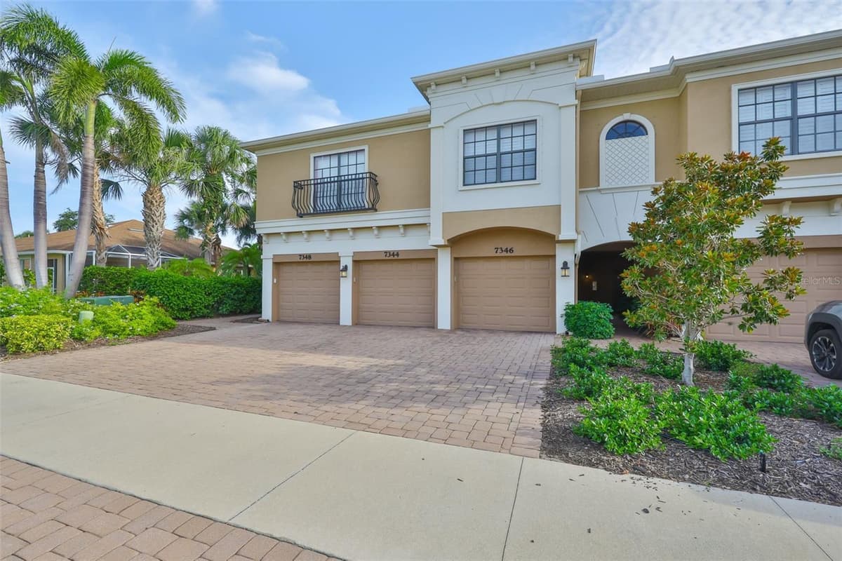 7344 SKYBIRD ROAD — photo 1 of 34