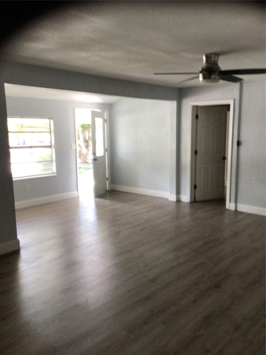 1010 DAKOTA AVENUE — photo 18 of 25