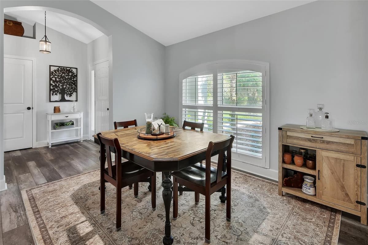 523 KONOMAC LAKE DRIVE — photo 17 of 31