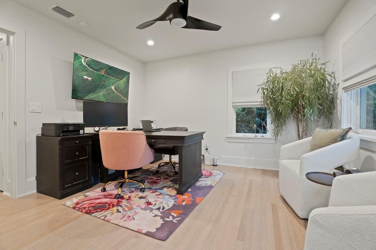 890 PHELPS AVENUE — photo 61 of 69