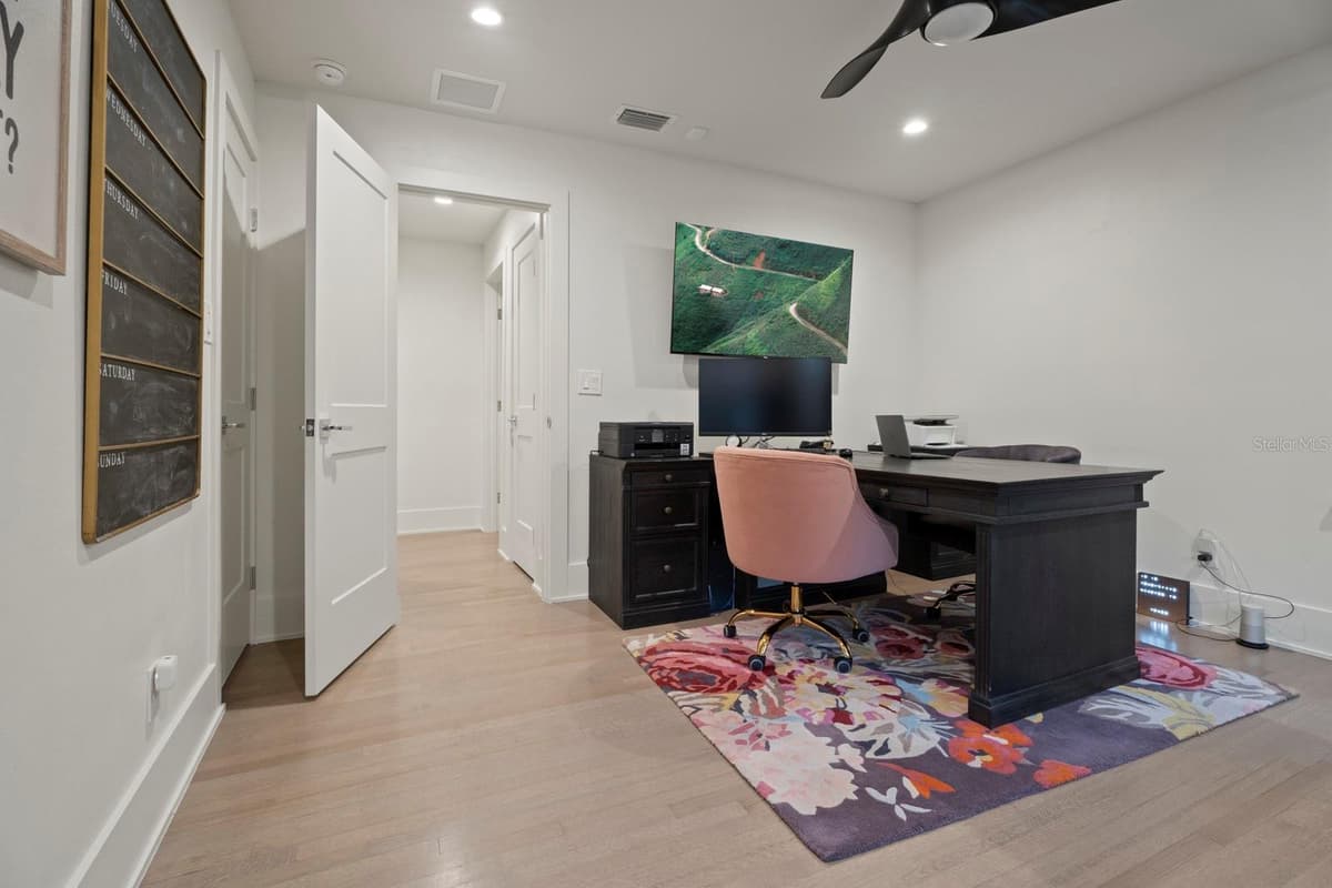 890 PHELPS AVENUE — photo 60 of 69
