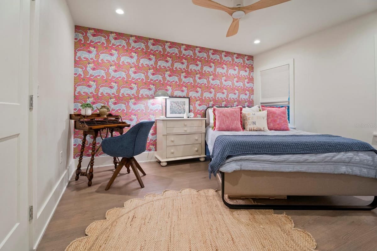 890 PHELPS AVENUE — photo 58 of 69