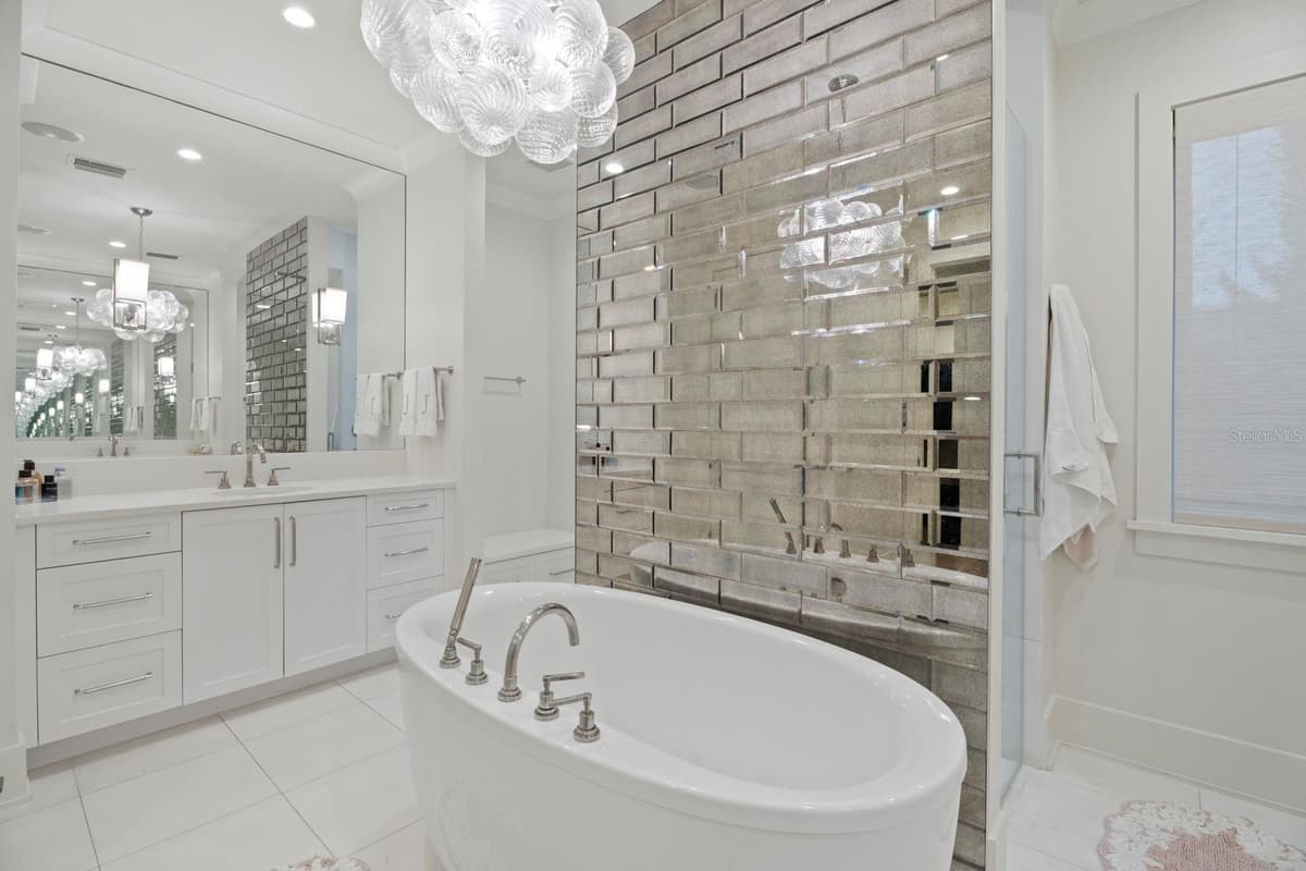 890 PHELPS AVENUE — photo 33 of 69