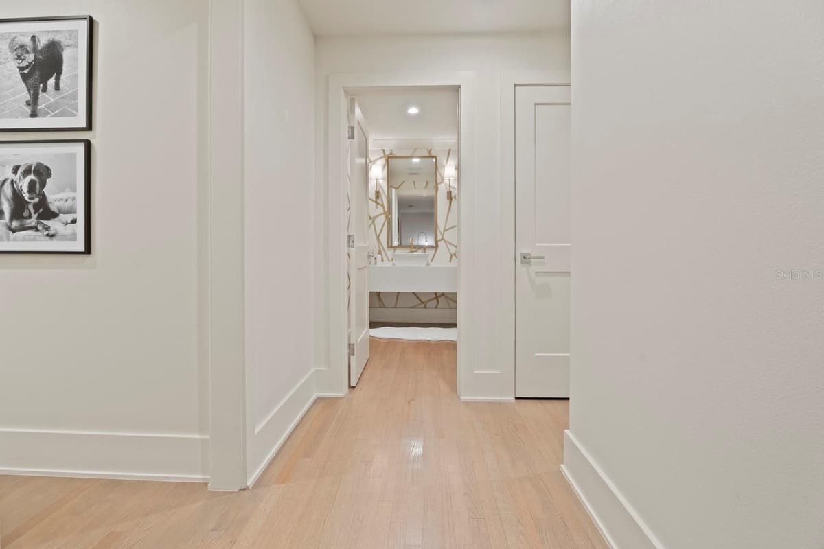 890 PHELPS AVENUE — photo 66 of 69